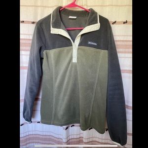 Columbia pullover
